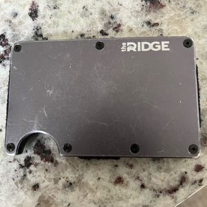 Ridge Wallet Grey Silver Aluminum